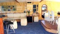 Zingara - Salon, Bar and indoor dining